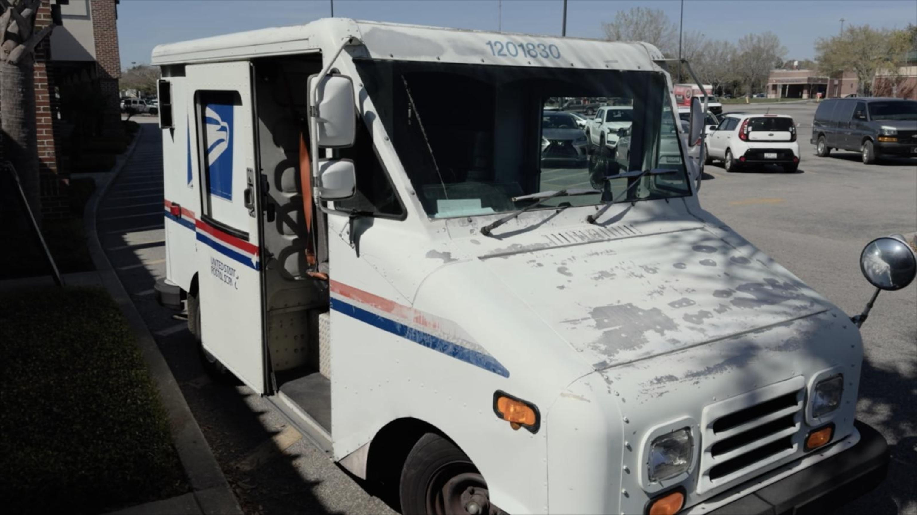 USPS handgun shipping rule sparks legal and safety debate