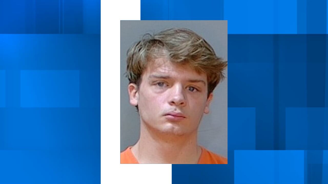 Horry County man accused of trafficking teenage girl, deputies say