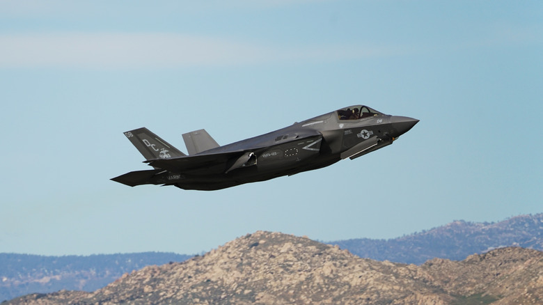 Is The F-35 Really The Most Advanced Jet In The World & How Many Does ...