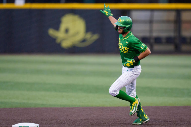 UCLA easily takes game 1 of the series from Oregon by a score of 11-1