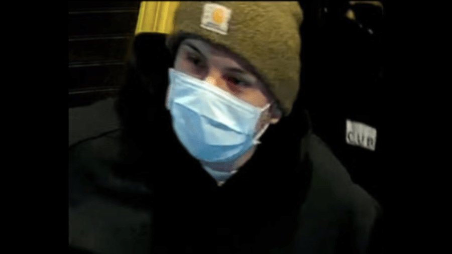 3 suspects sought in Portland smoke shop armed robbery
