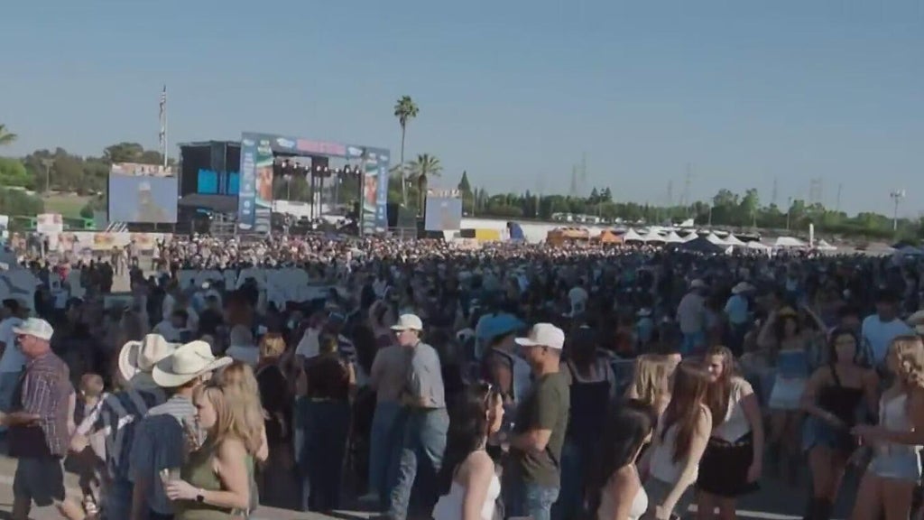 Country in the Park draws massive crowds to Sacramento for biggest festival yet