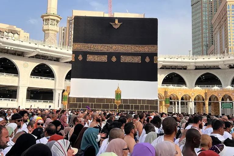 Hajj 2026: UAE pilgrims reminded of vaccination, health check-ups ...