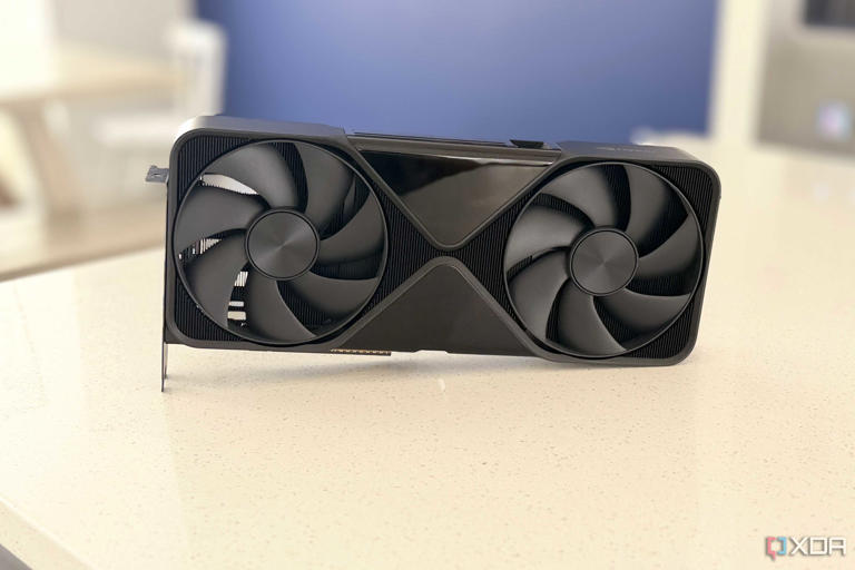 My RTX Spark laptop rendered a Blender scene too big for an RTX 5090 ...