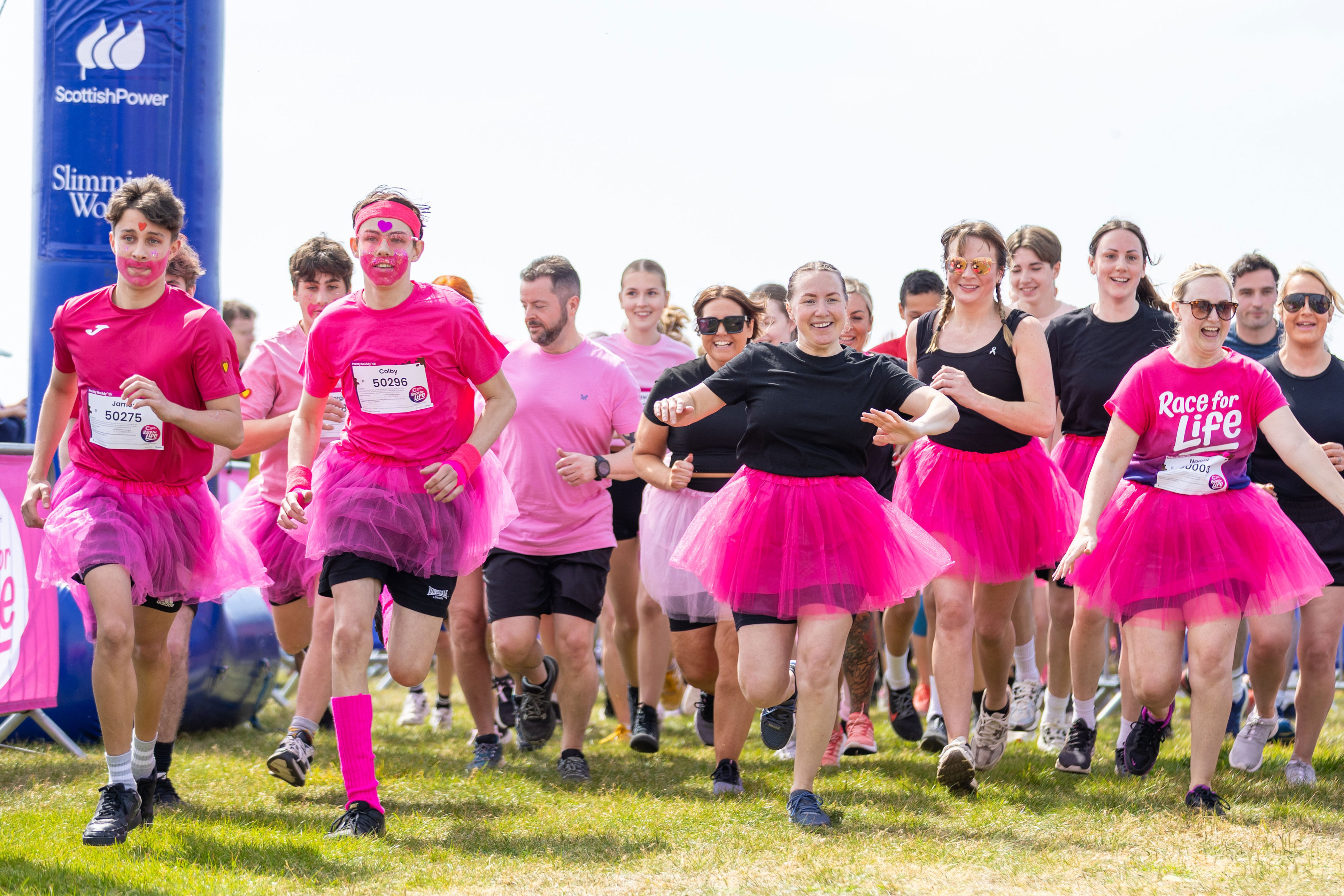 Race for Life Pretty Muddy run: Hundreds get filthy on Southsea Common ...
