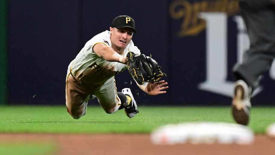 Pirates outfield changes following recent injury
