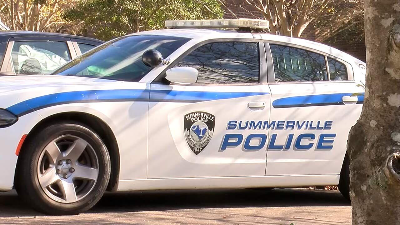 Law enforcement respond to Summerville apartment, find no suspect inside