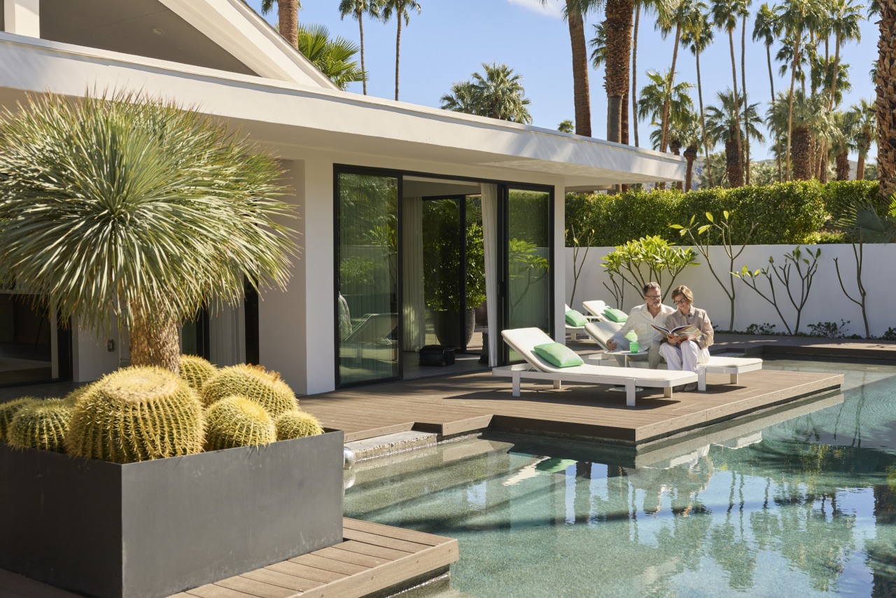 A $1.05 million renovation brought two Aspen architects to the California desert