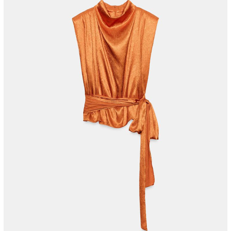 Add a zesty punch to white trouser outfits with Tess Daly's chic high ...