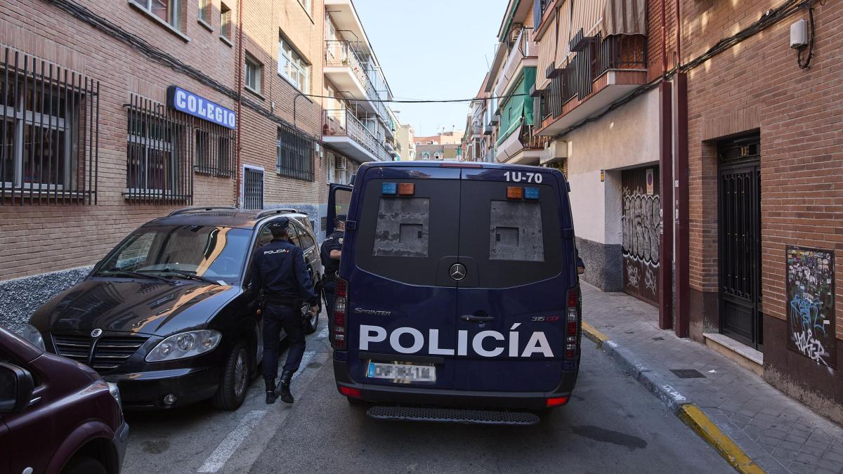 Detenido un hombre por la muerte de una mujer en Carabanchel