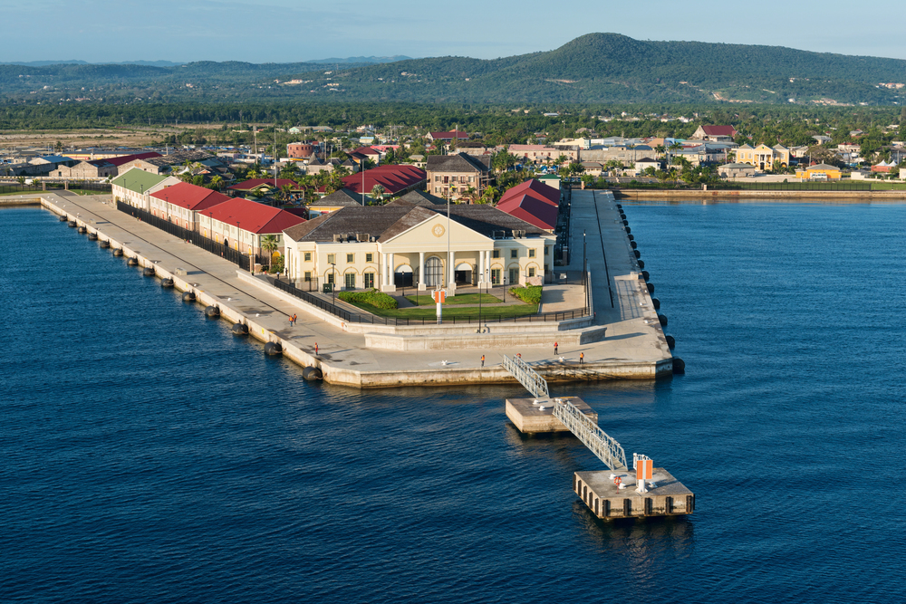 16 must-grab finds at cruise port stops