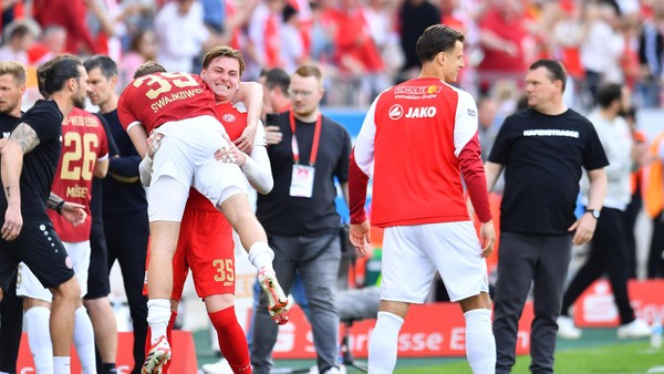 1:0! RWE jubelt dank Swajkowski-Kracher: „Wahnsinnig spannender letzter ...
