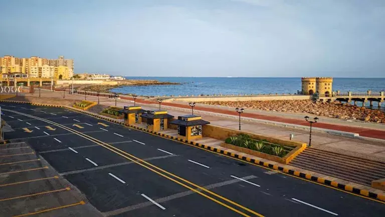 كيف ظهرت الإسكندرية في استقبال السيسي وماكرون (2)