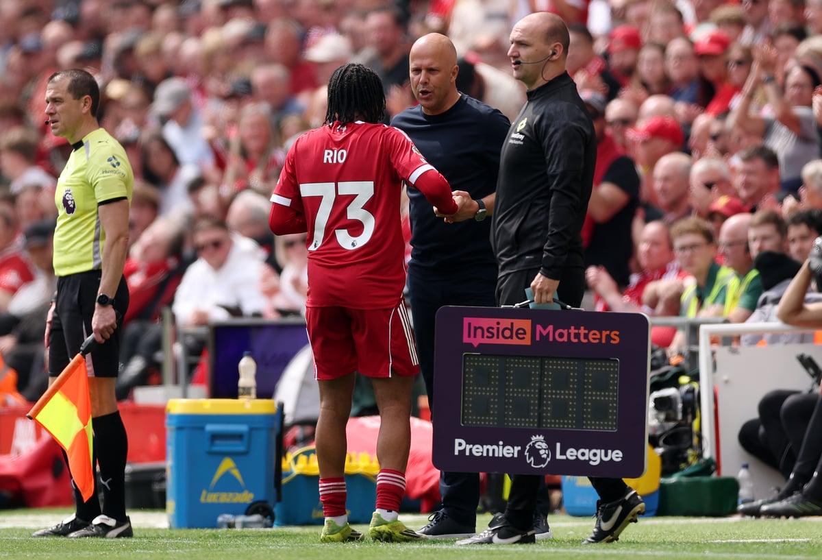 Slot hits back at Liverpool fan boos after Ngumoha substitution