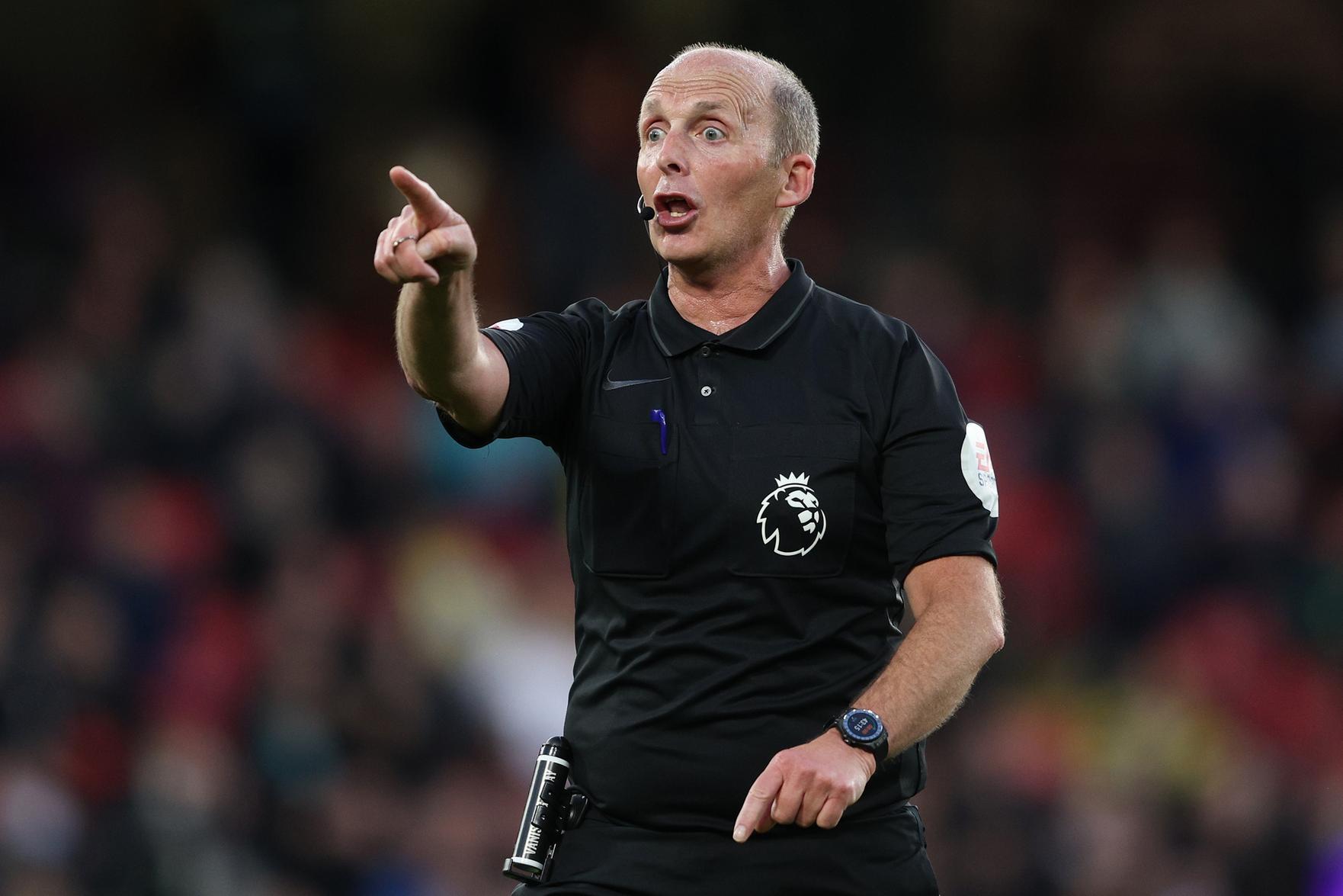 'Petrified' – Mike Dean delivers extraordinary rant after Nilson Angulo ...