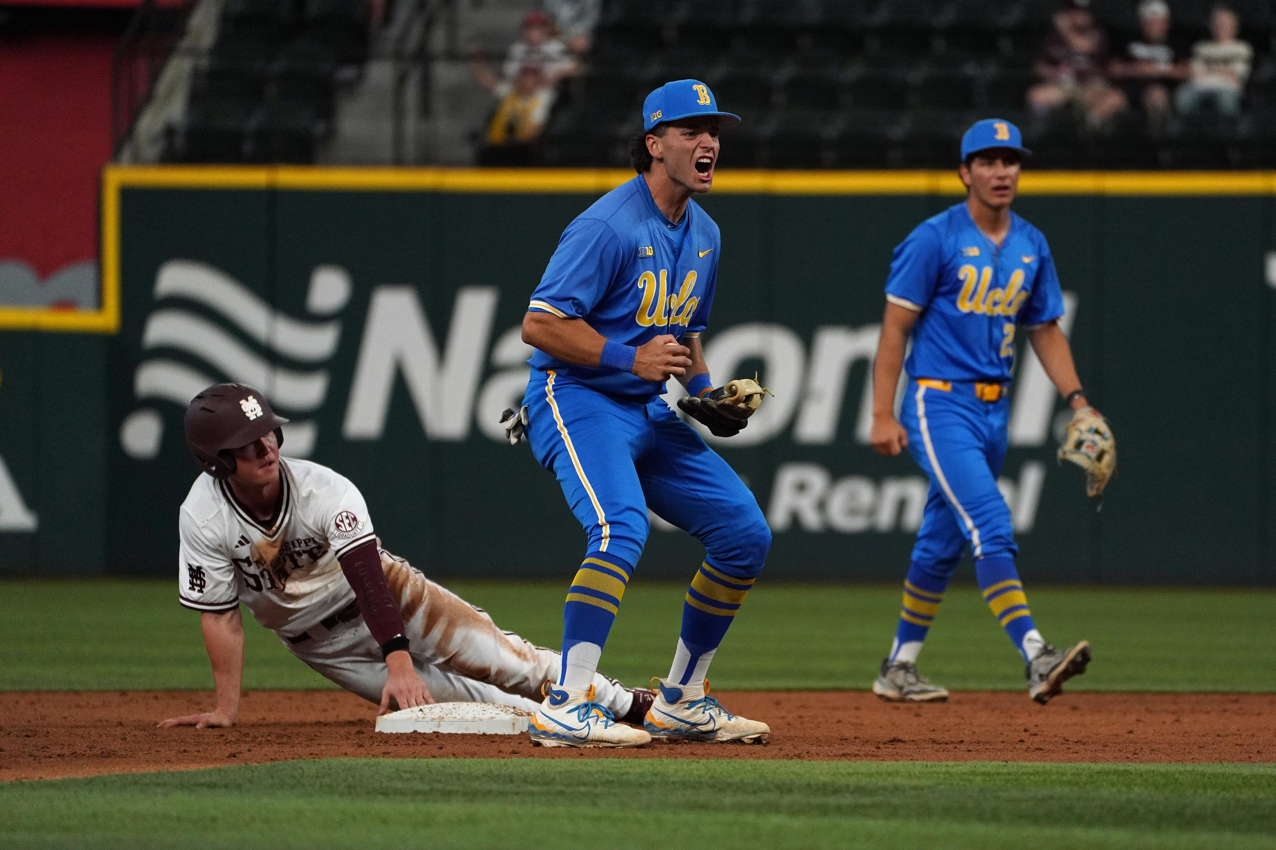 No. 1 UCLA pitching holds No. 13 Oregon to one run in series opener