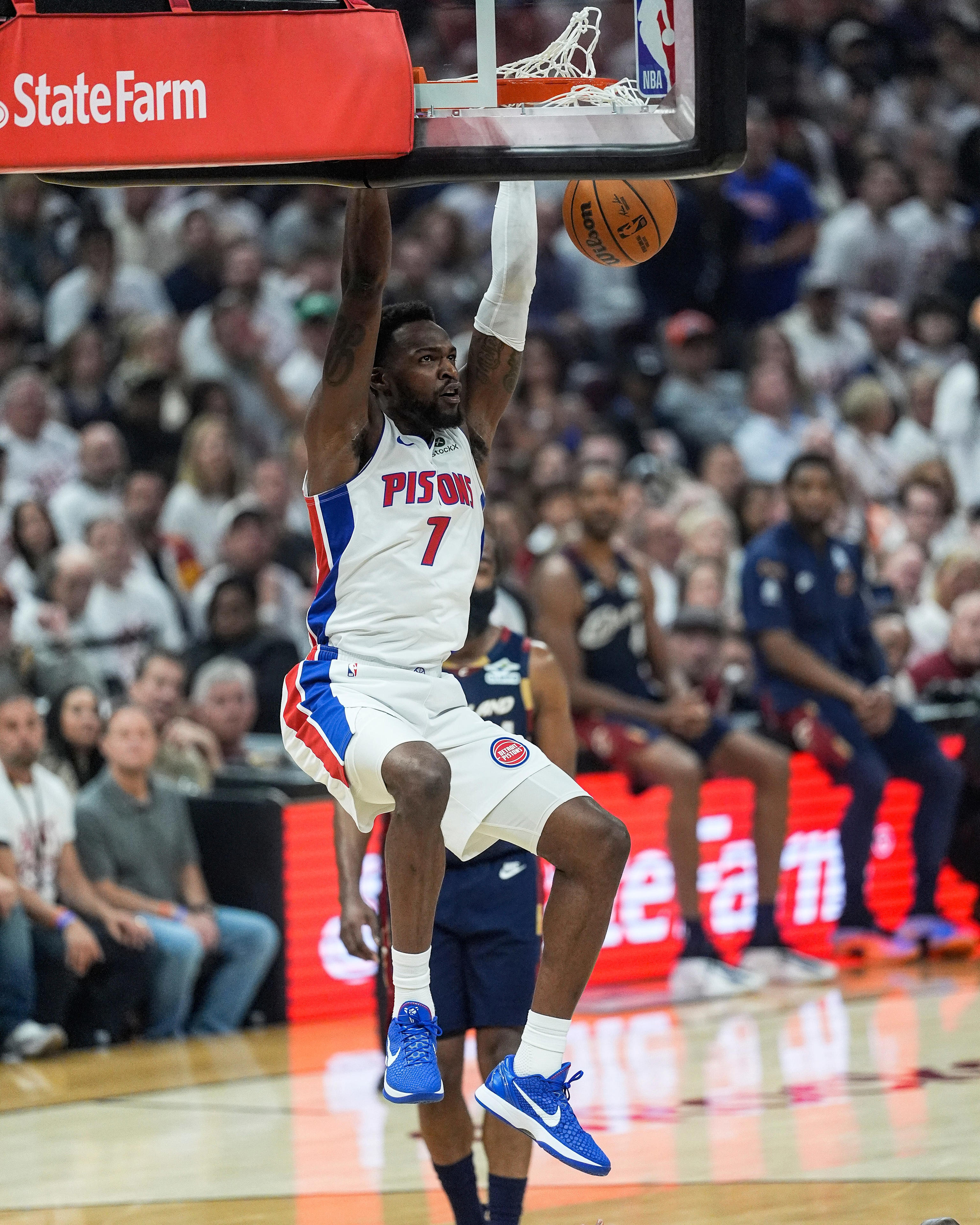 Detroit Pistons deliver another epic rally, but fail to finish Game 3
