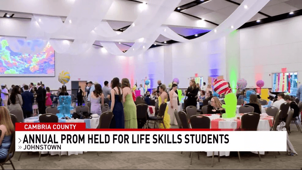 Westmont Hilltop High School Hope Club organizes prom for local life ...