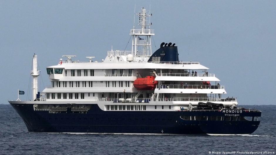Hantavirus: WHO chief reassures Tenerife residents as Spain prepares for cruise ship's arrival