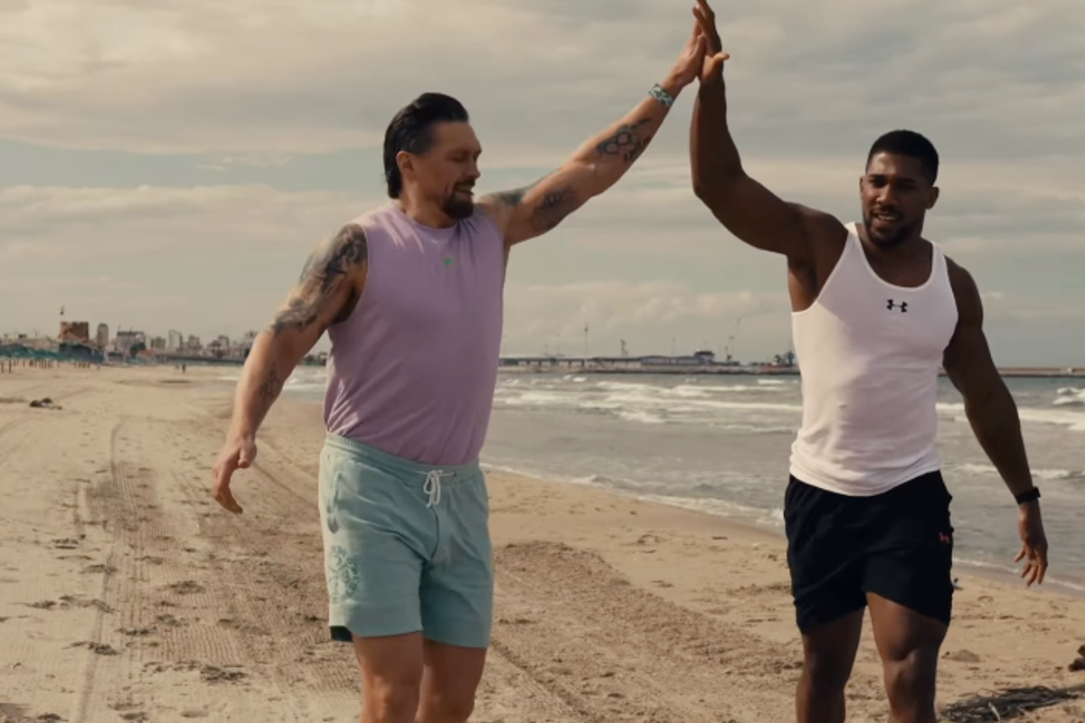 Anthony Joshua and Oleksandr Usyk recreate Rocky training montage