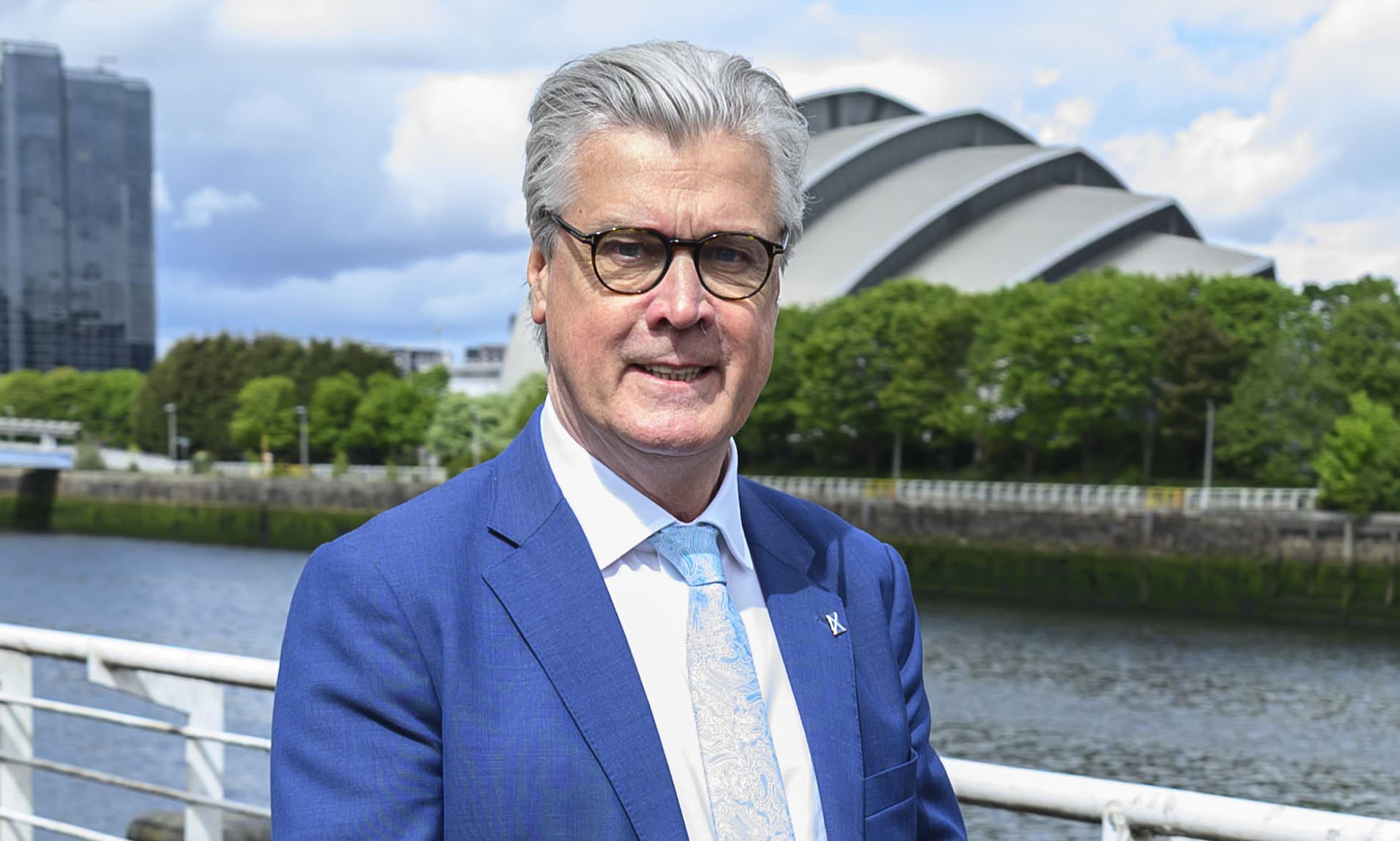 Race row as Offord answers 'ask Sarwar' when quizzed on MSP's sharia ...