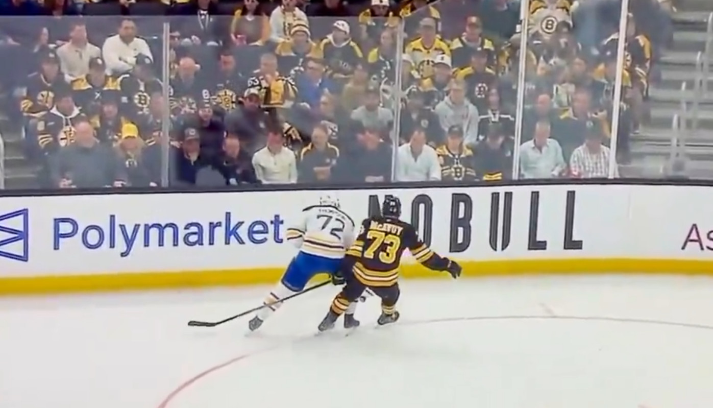 Video: Here is a clip showing a moment when Tage Thompson may have been ...