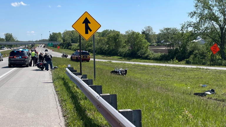 Motorcyclist hospitalized after crash on I-70 in Clark County