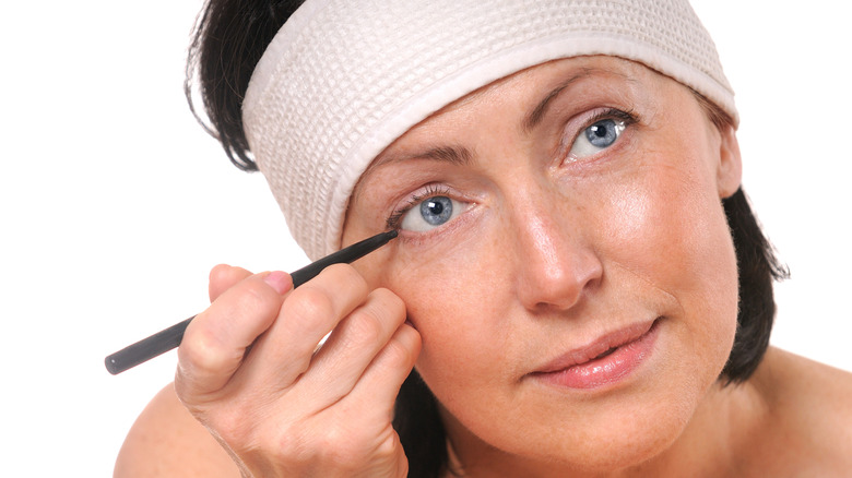 Eyeliner colors that best flatter women in their 40s and beyond