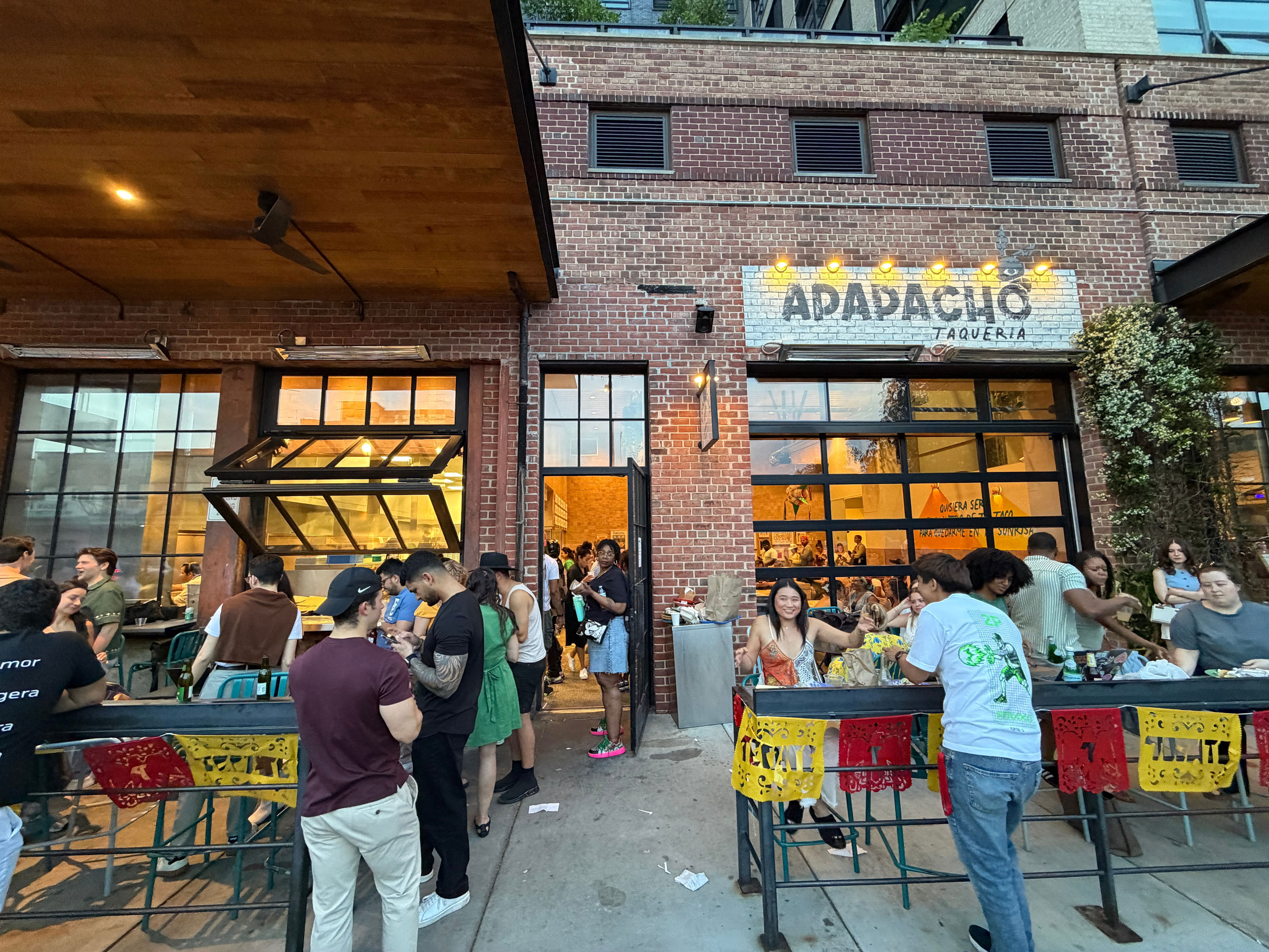 Apapacho: la taquería que lleva el sabor auténtico de México a ...