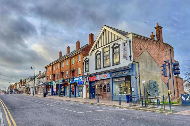 Historic market town in Essex with 'tranquil' lake that legendary ...