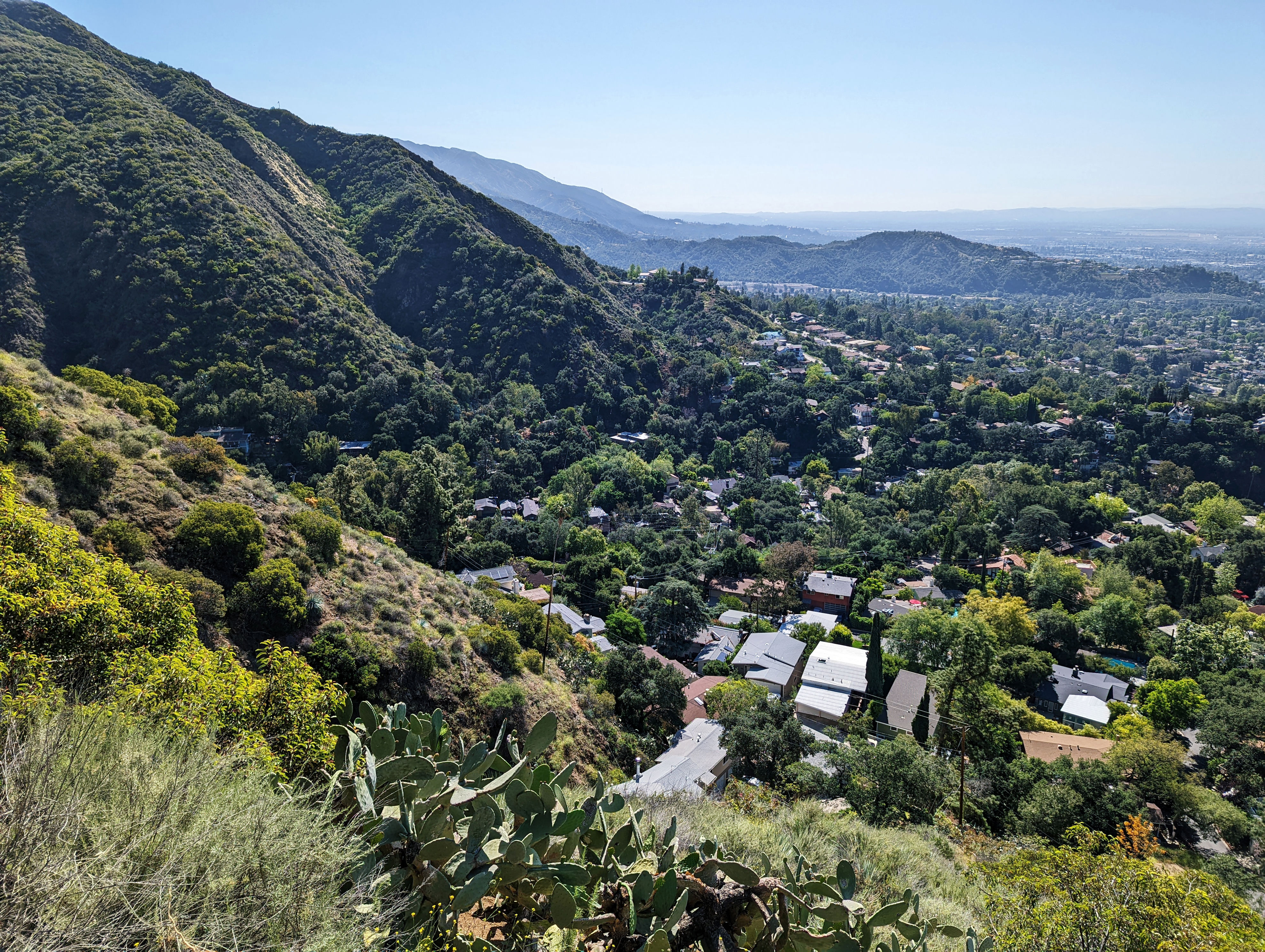 Hiker dies on Mt. Wilson Trail in Sierra Madre, rescue team says