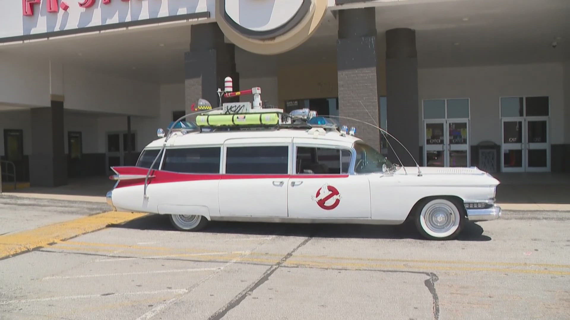 Van Buren Elementary School teacher completes fan-made 'Ghostbusters' movie