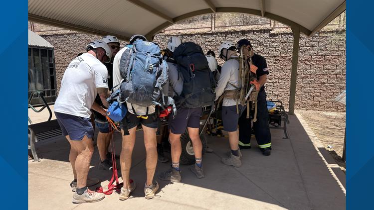 Fire crews rescue 2 people off Camelback Mountain as temperatures rise ...