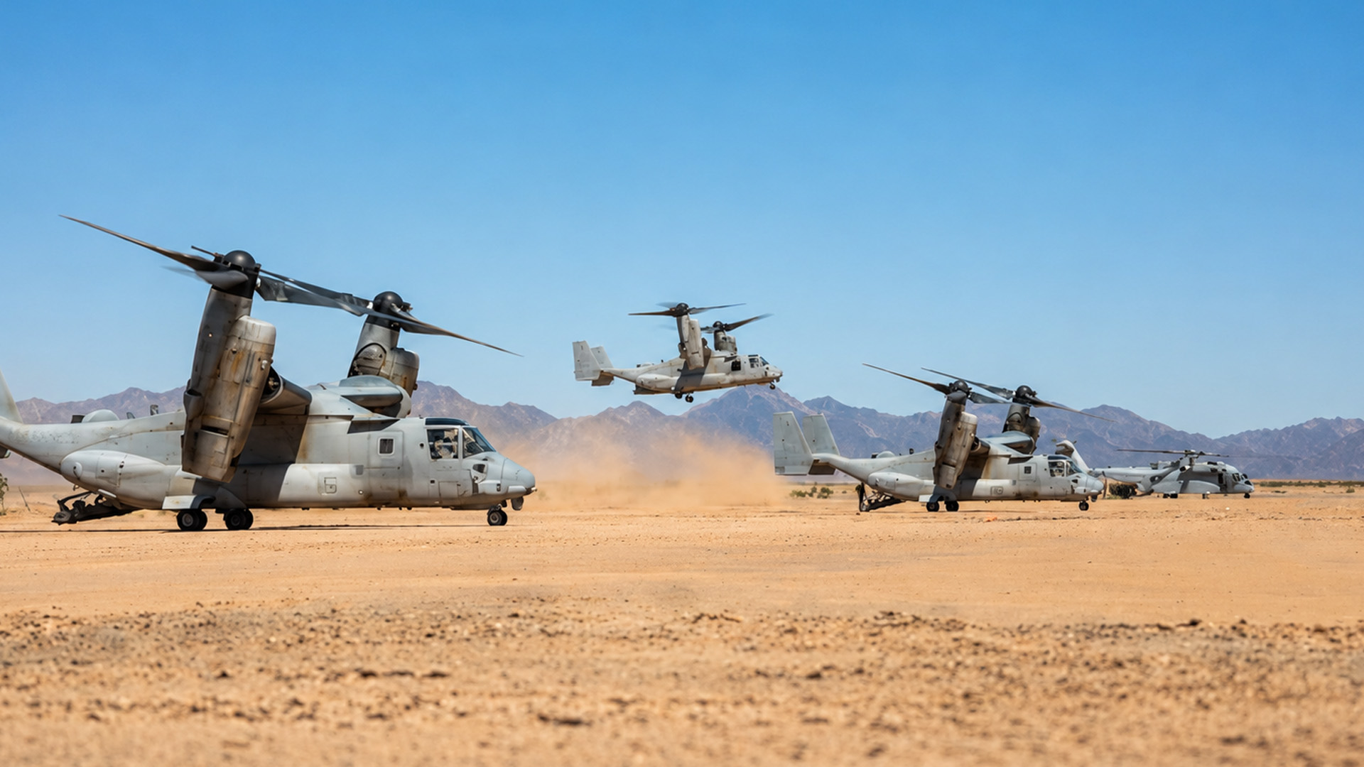 Guarda i marines addestrarsi in una grande esercitazione militare