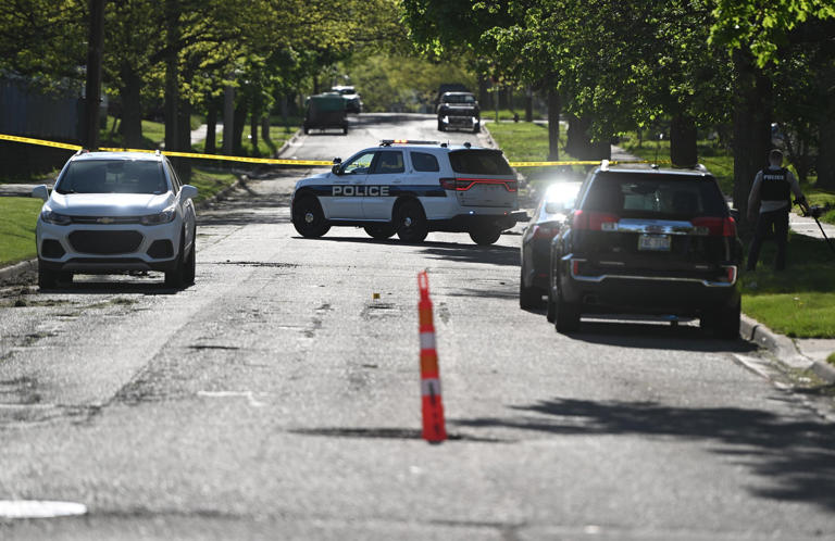 Jackson police investigate afternoon shooting that injured 4 locals