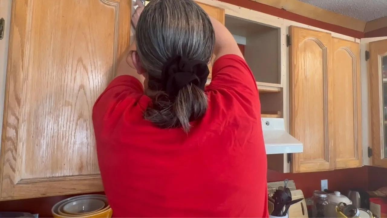 Come ho rivoluzionato la mia vecchia cucina con soli 15 dollari in un ...