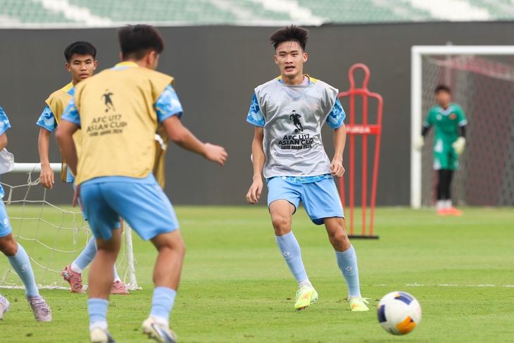Đội trưởng U17 Việt Nam: 'Sẽ chắt chiu cơ hội trước Hàn Quốc'