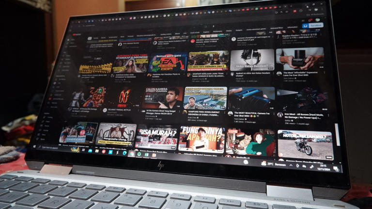 5 powerful YouTube features you need to start using