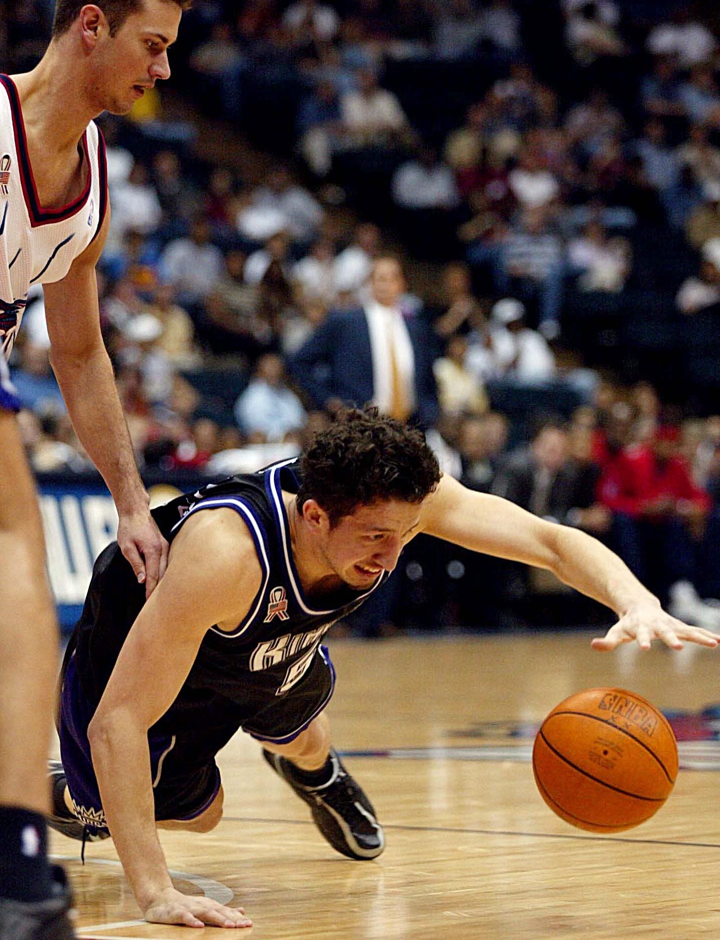 Houston Rockets jersey history No. 14 - Dan Langhi (2000-02)