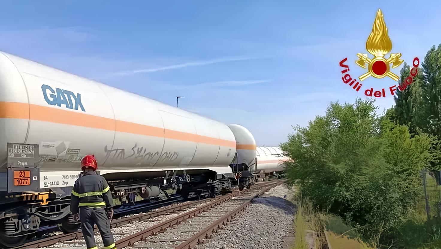 Valdaro: tre vagoni di un treno merci carichi di gas infiammabile ...