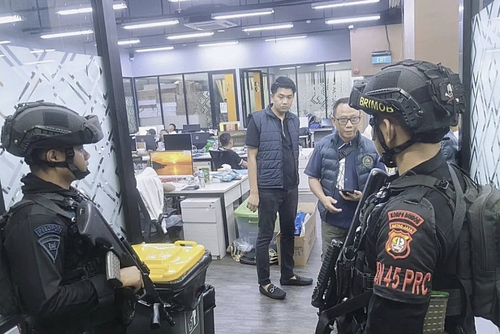Polisi tangkap 321 WNA di Hayam Wuruk, sita Rp 1,9 miliar