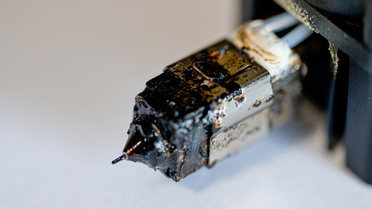 5 signs you need to replace your 3D printer
