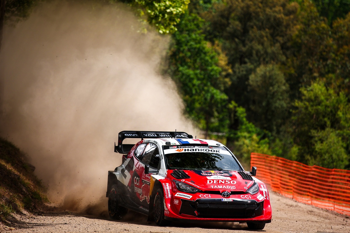 WRC Portekiz: Ogier yeniden liderliğe yükseldi, Solberg geriye düştü