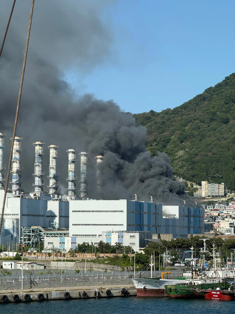 Fire at Busan LNG thermal power plant