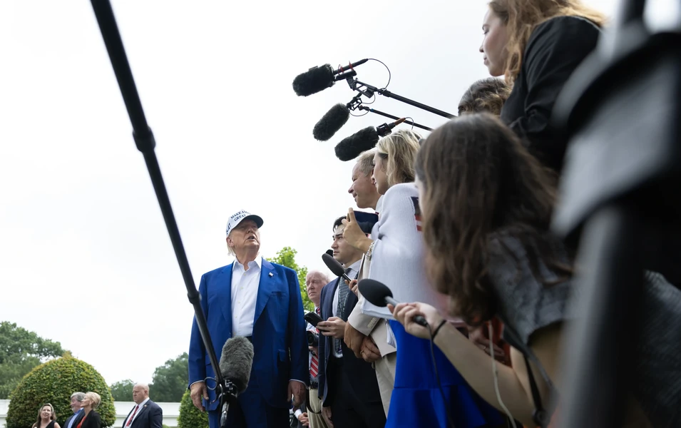 Fact-check finds no proof Trump used slur against ABC reporter