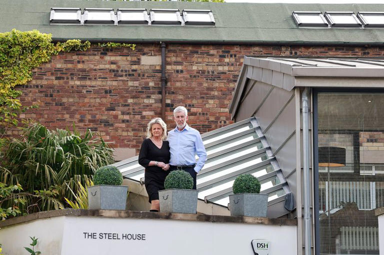 Strangers could see in our bedroom from six metres away if Edinburgh ...