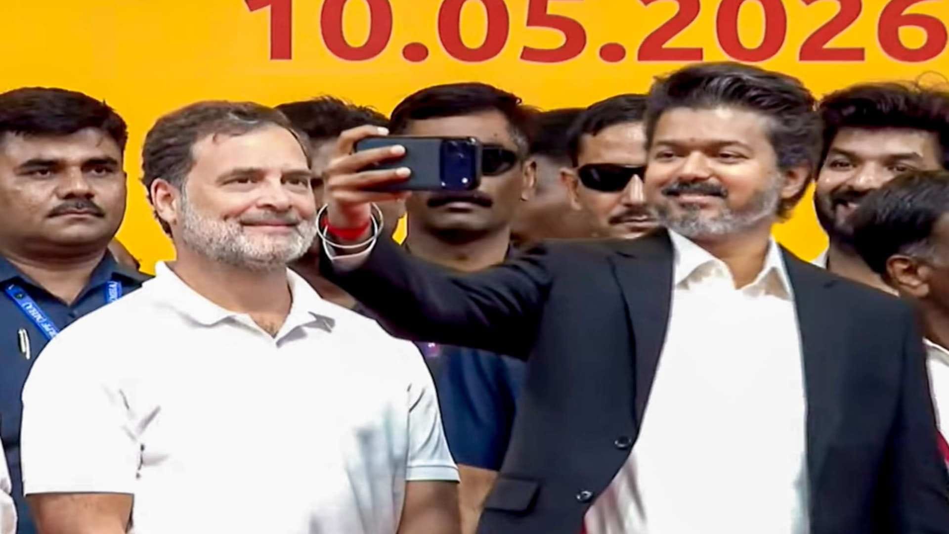 Rahul Gandhi among prominent personalities who attend Vijay's swearing ...