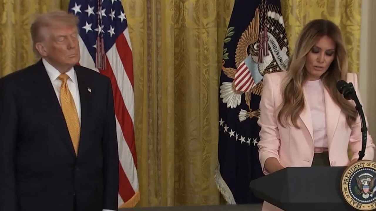 Video: Audience can’t hold back laughter after Melania says Donald ...