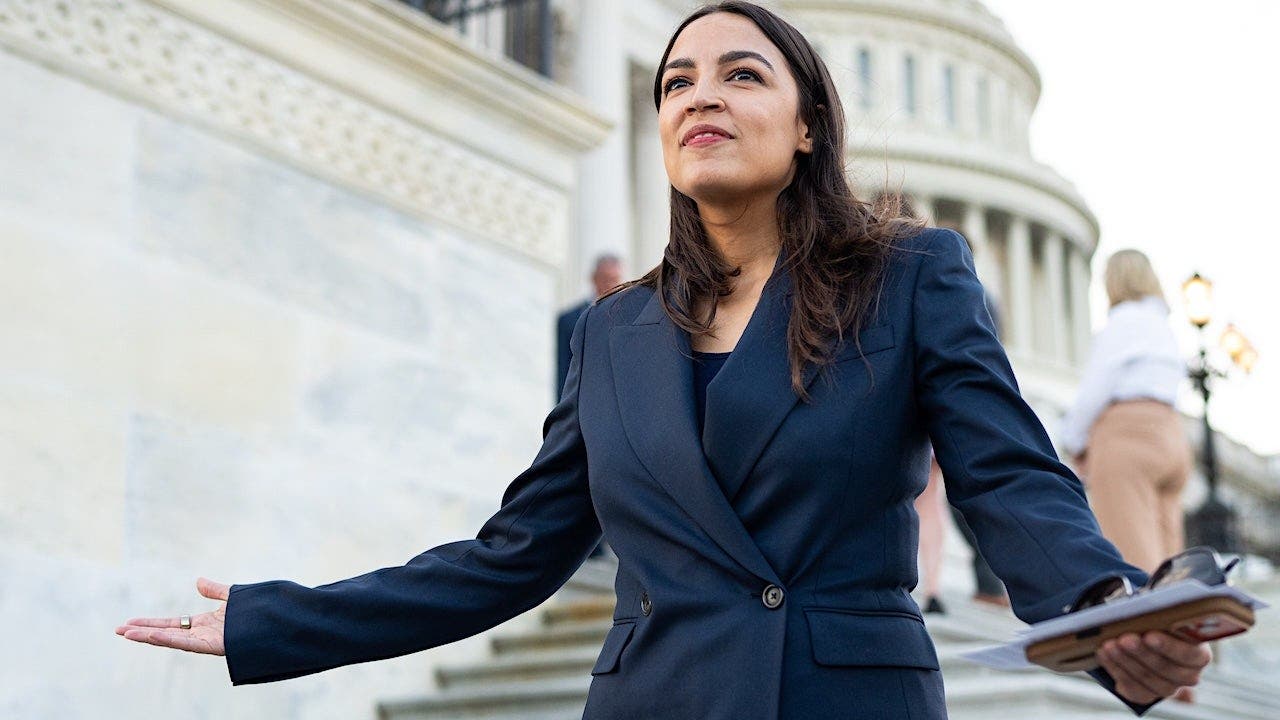 AOC triples down, claims American Revolution was against 'the ...