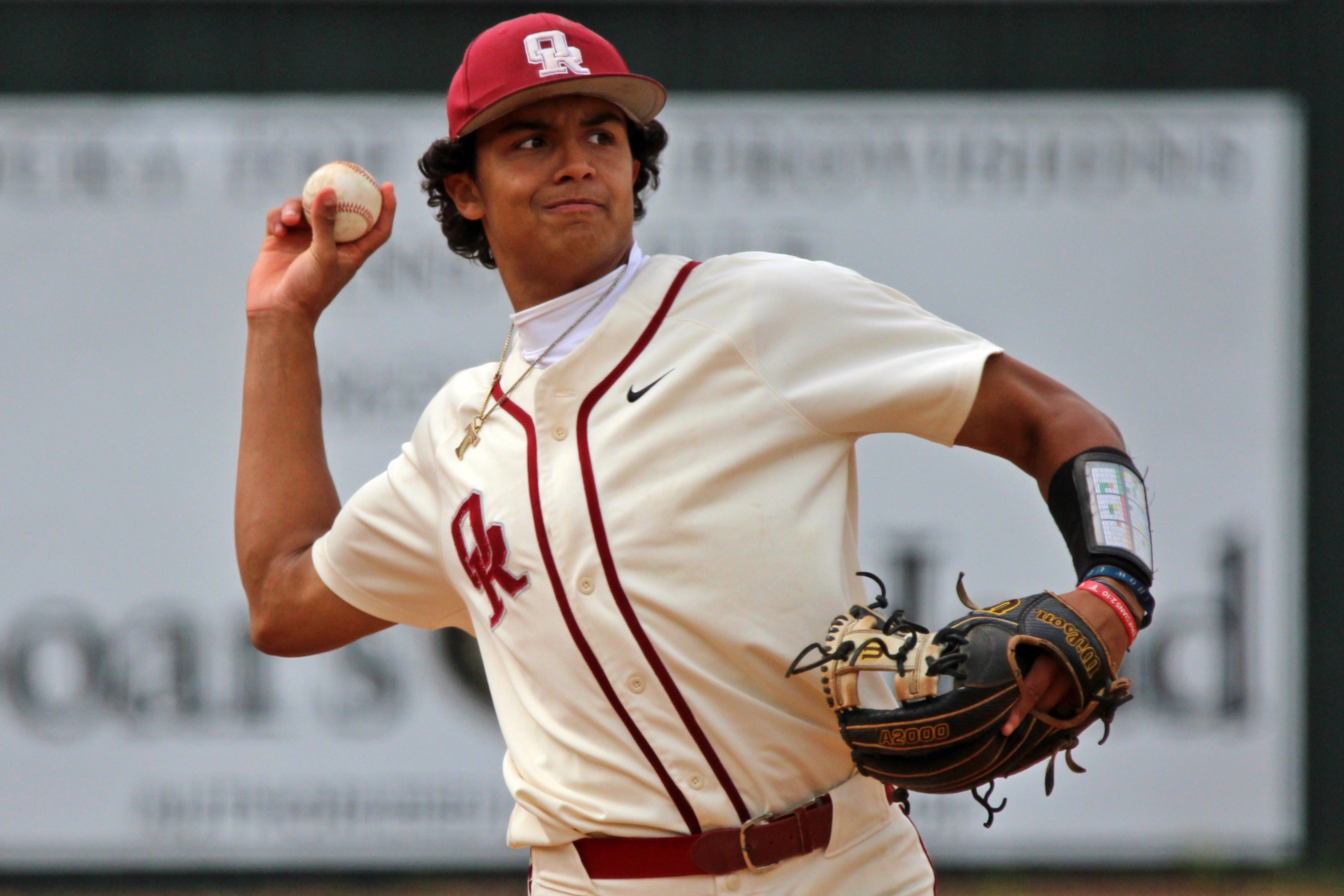 Tennessee baseball signee totals 13 strikeouts in sectional series win